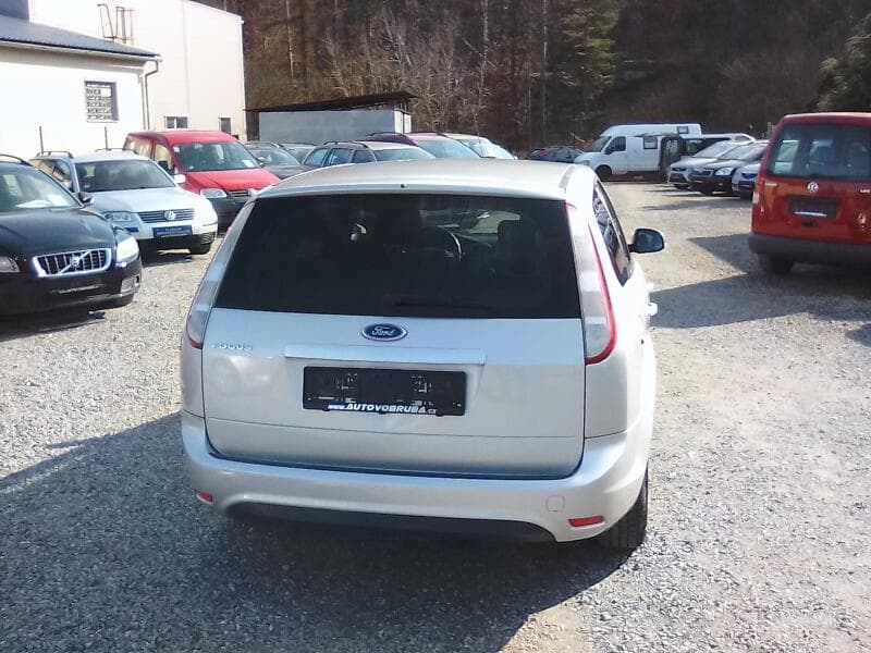 2008 Ford Focus - 6