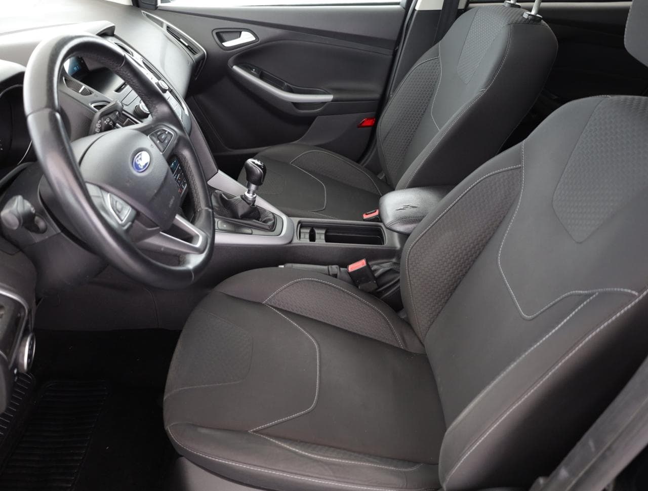 2014 Ford Focus - 13