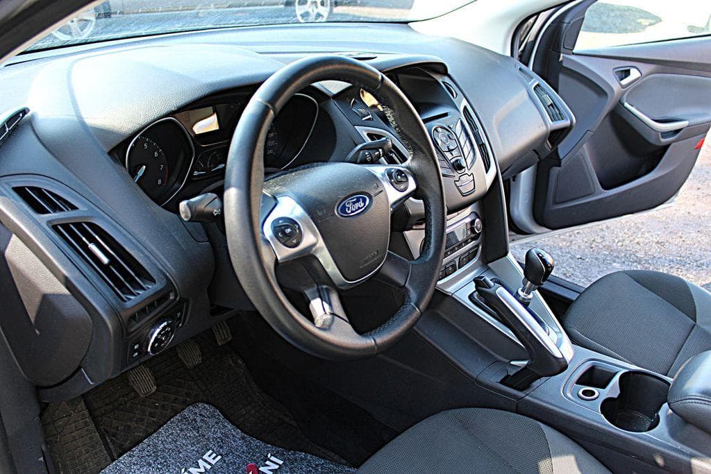 2012 Ford Focus - 14