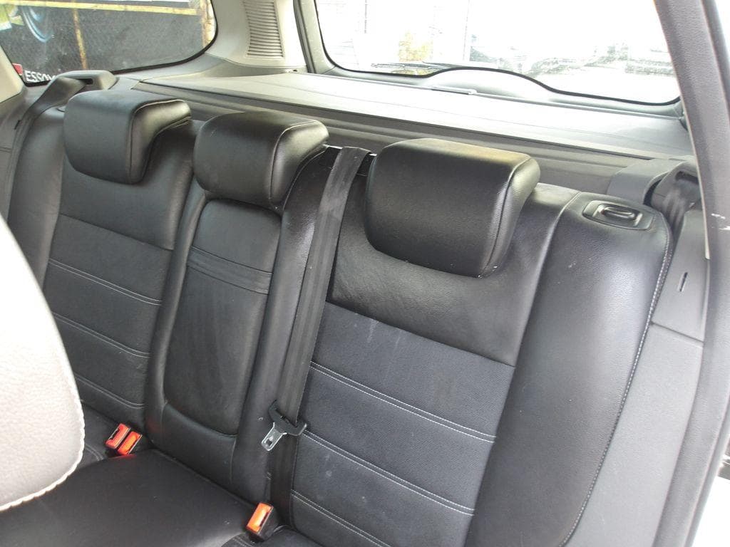 2009 Ford Focus - 19