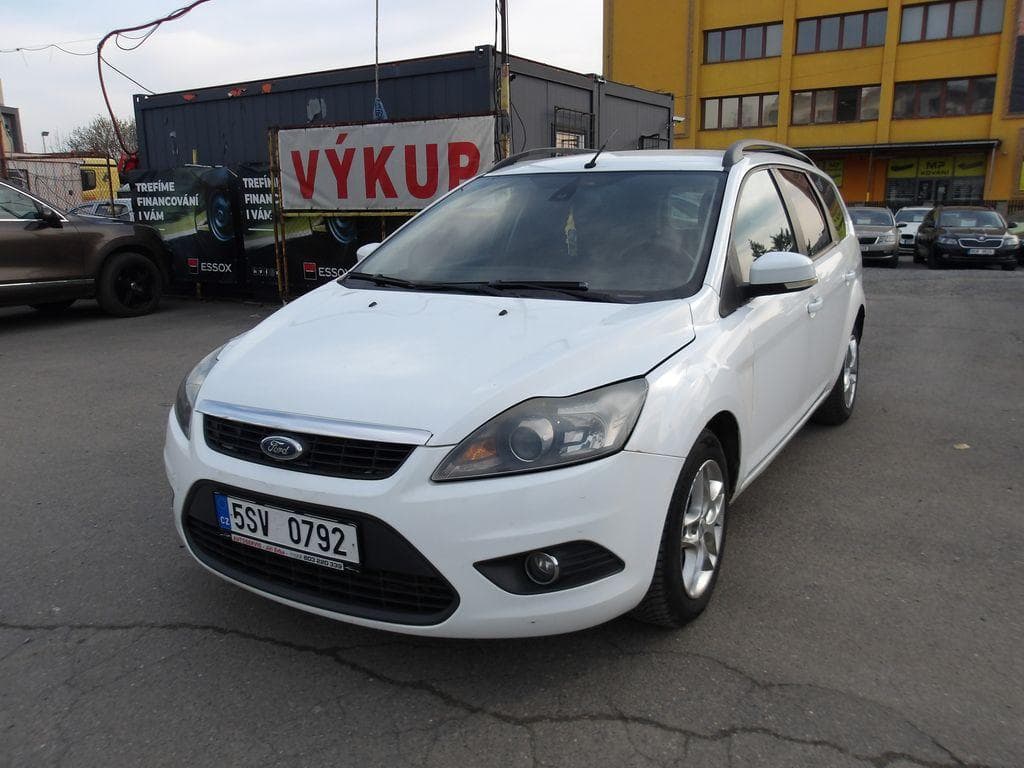 2009 Ford Focus - 2