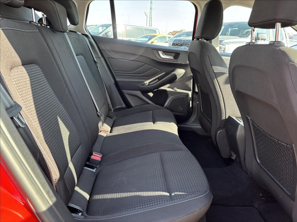 2022 Ford Focus - 14