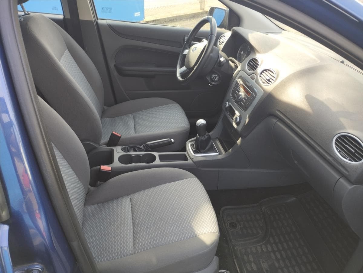 2007 Ford FOCUS - 8