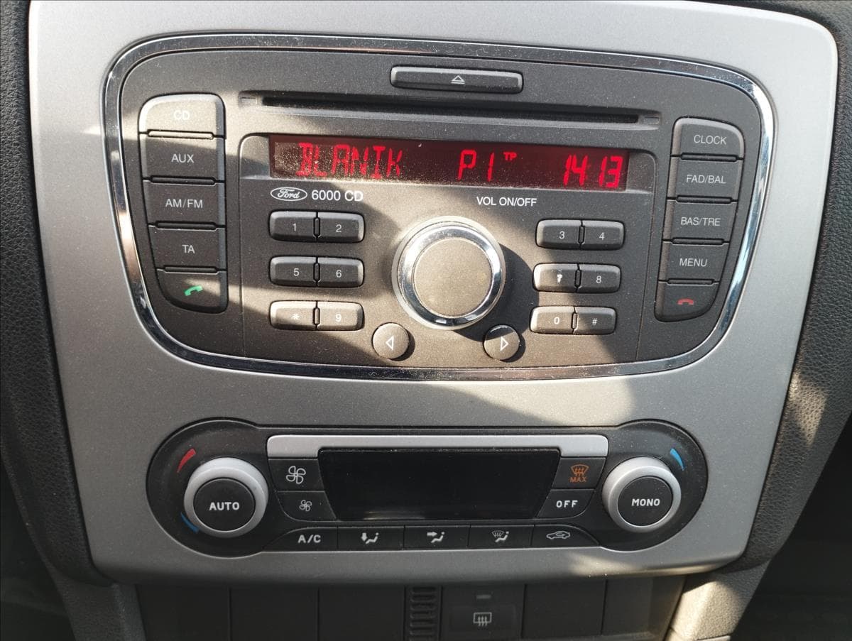 2007 Ford FOCUS - 14