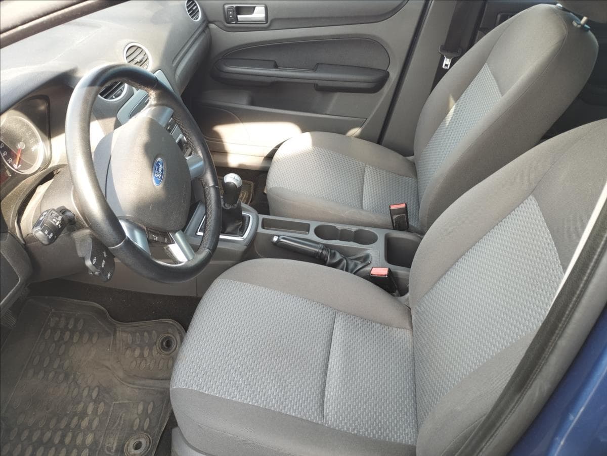 2007 Ford FOCUS - 7