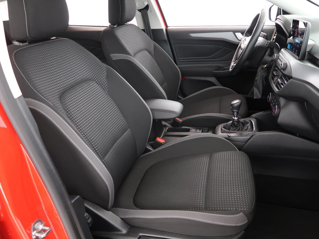 2022 Ford Focus - 23