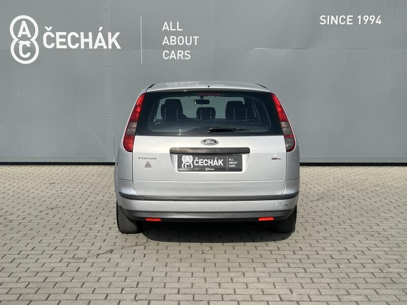 2005 Ford FOCUS - 6