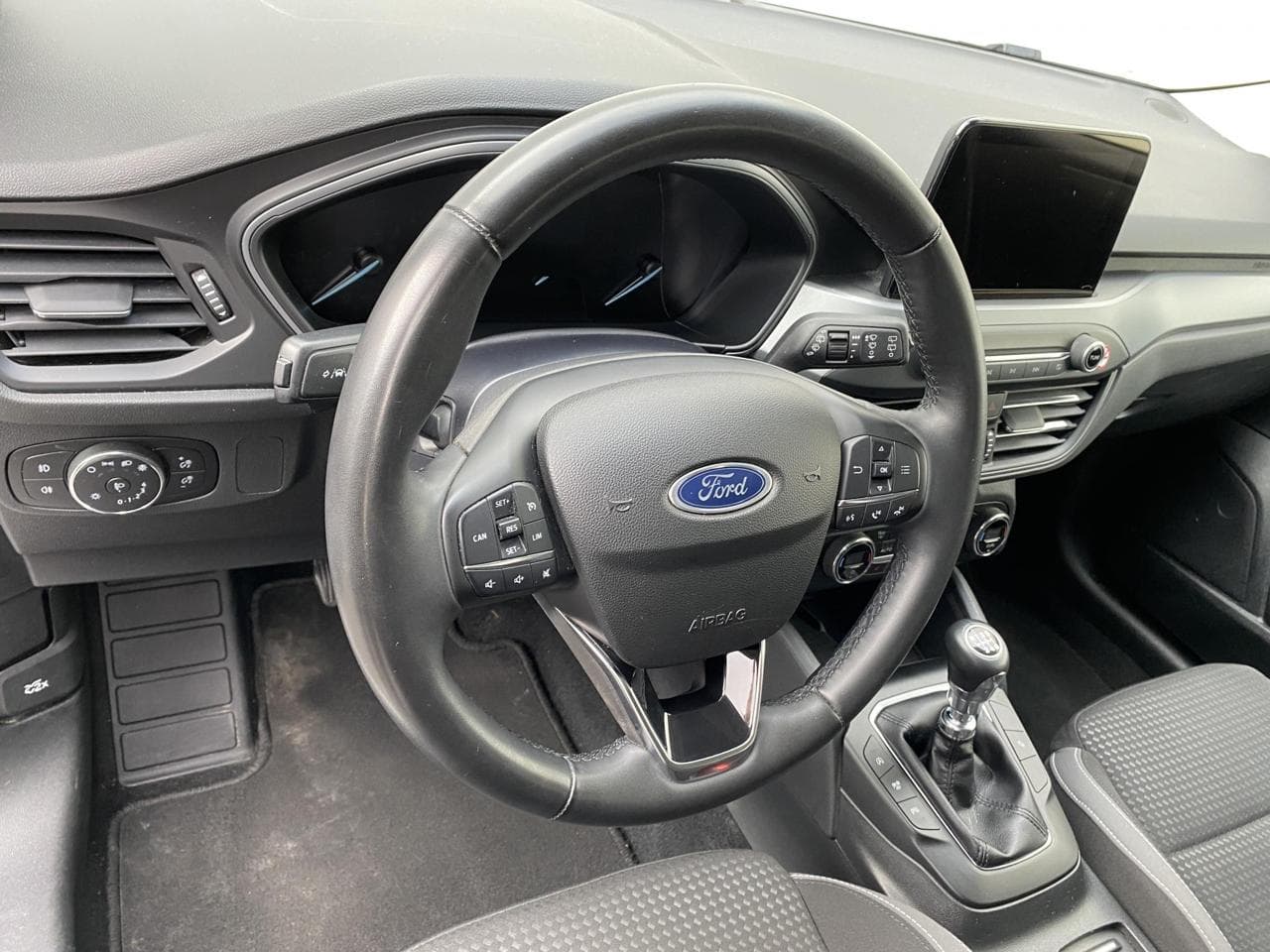 2022 Ford FOCUS - 12