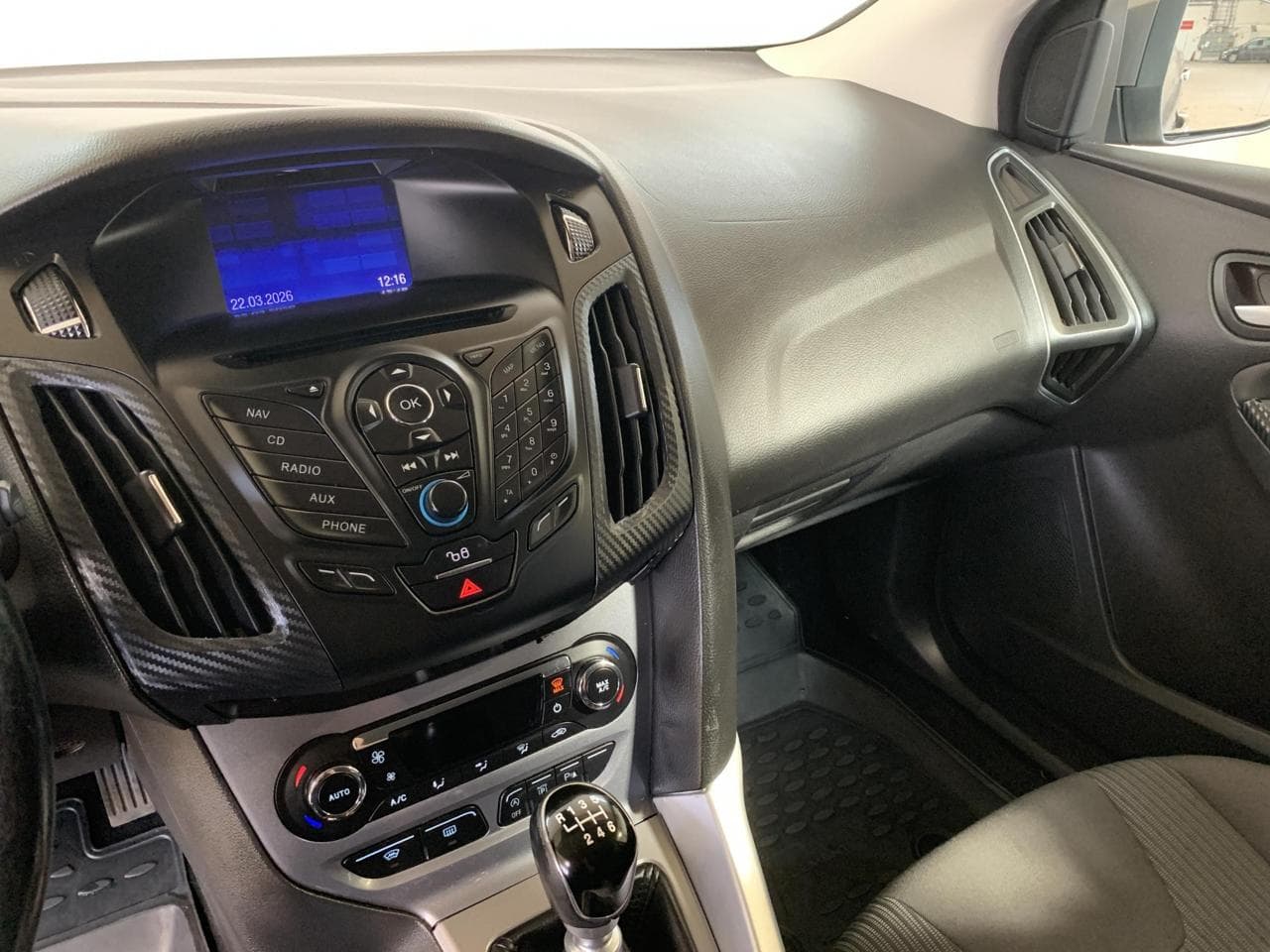 2013 Ford FOCUS - 15