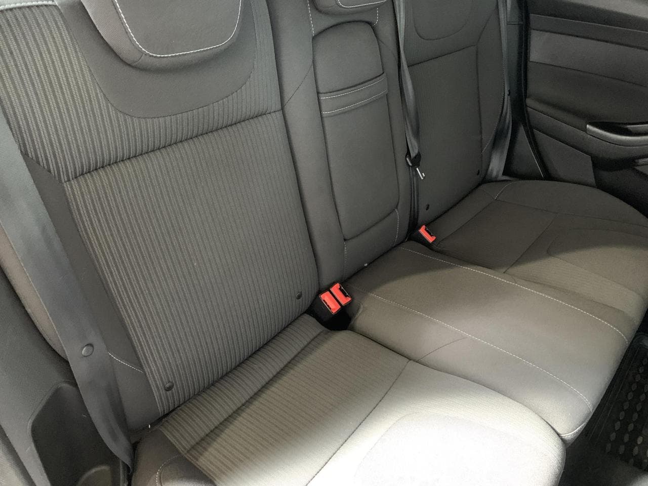 2013 Ford FOCUS - 12