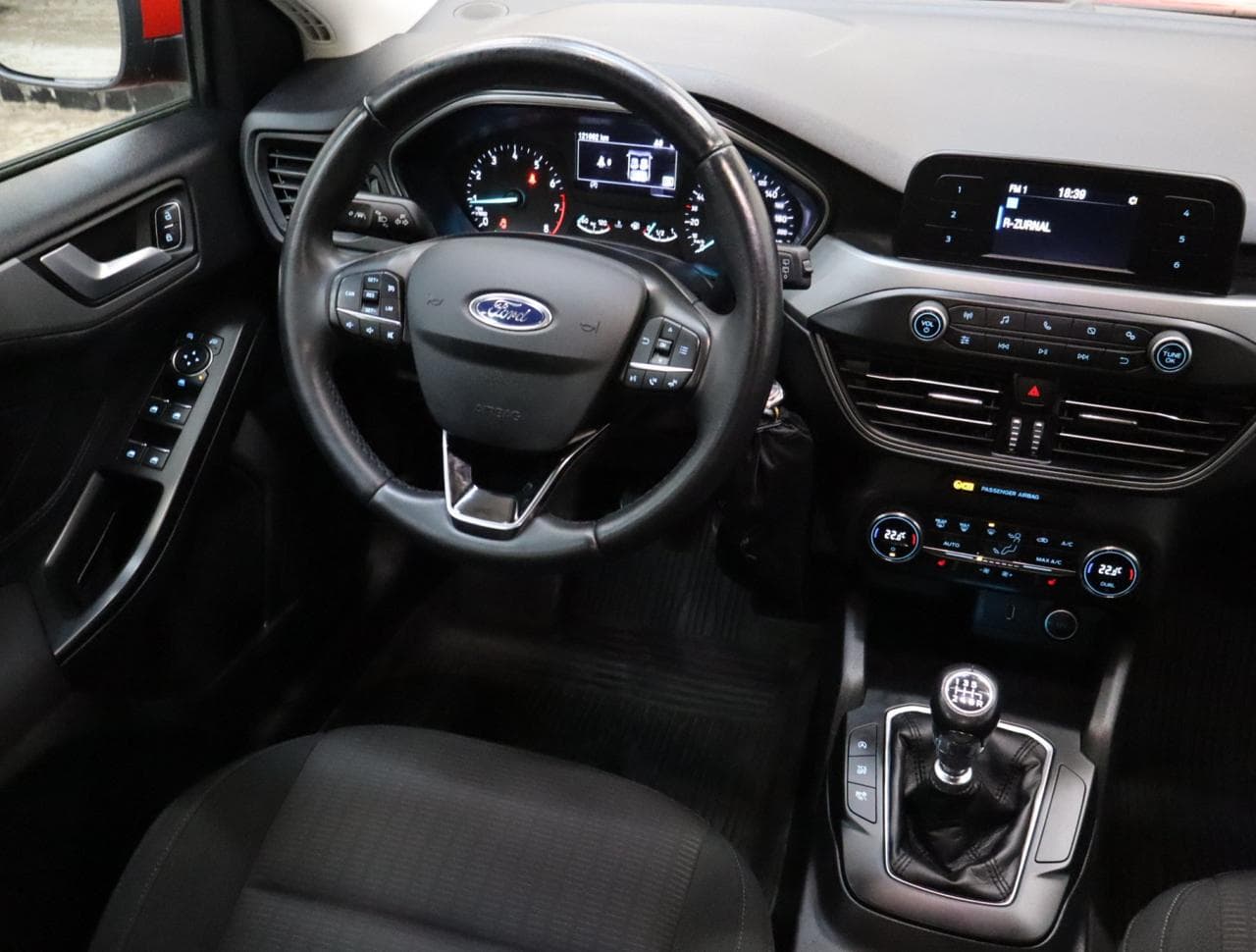 2019 Ford FOCUS - 9