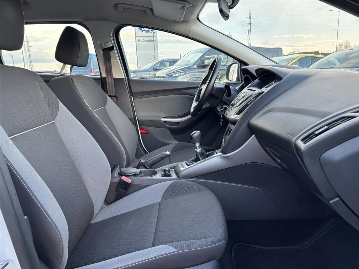 2012 Ford FOCUS - 15