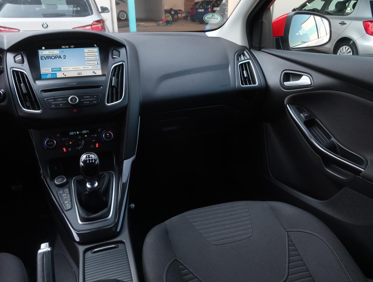 2017 Ford FOCUS - 11