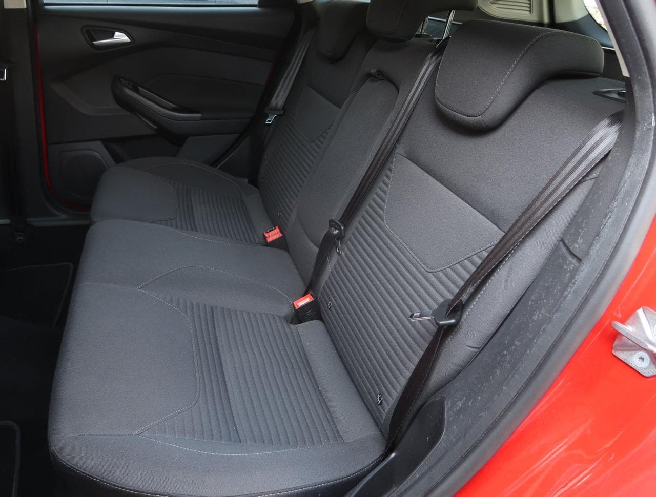 2017 Ford FOCUS - 15