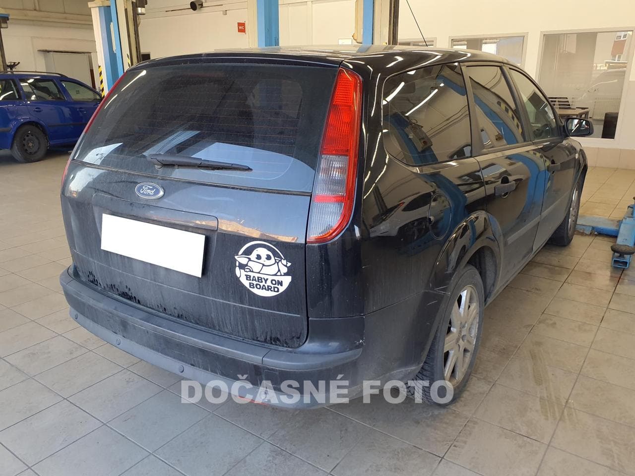2006 Ford FOCUS - 2