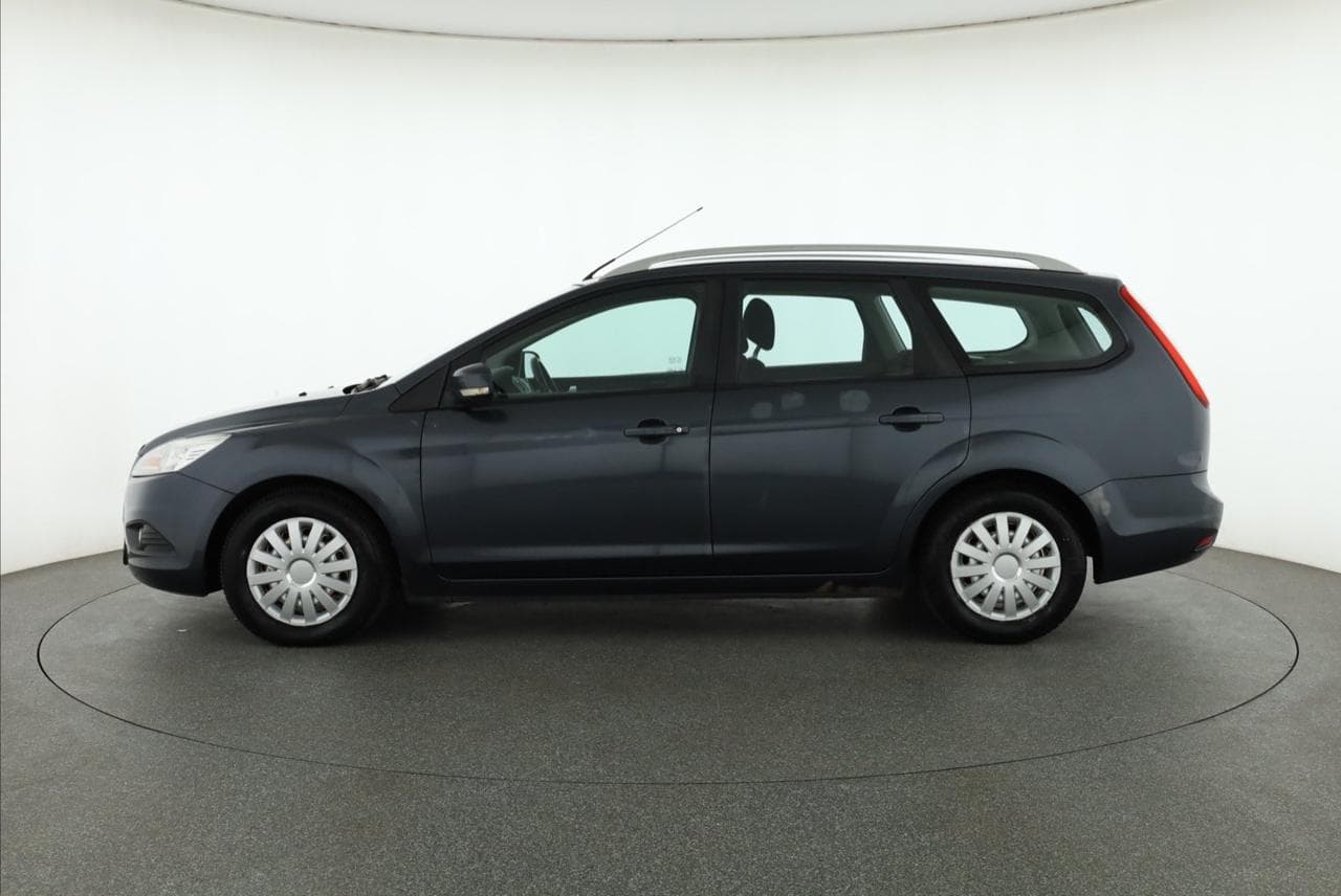 2009 Ford FOCUS - 4