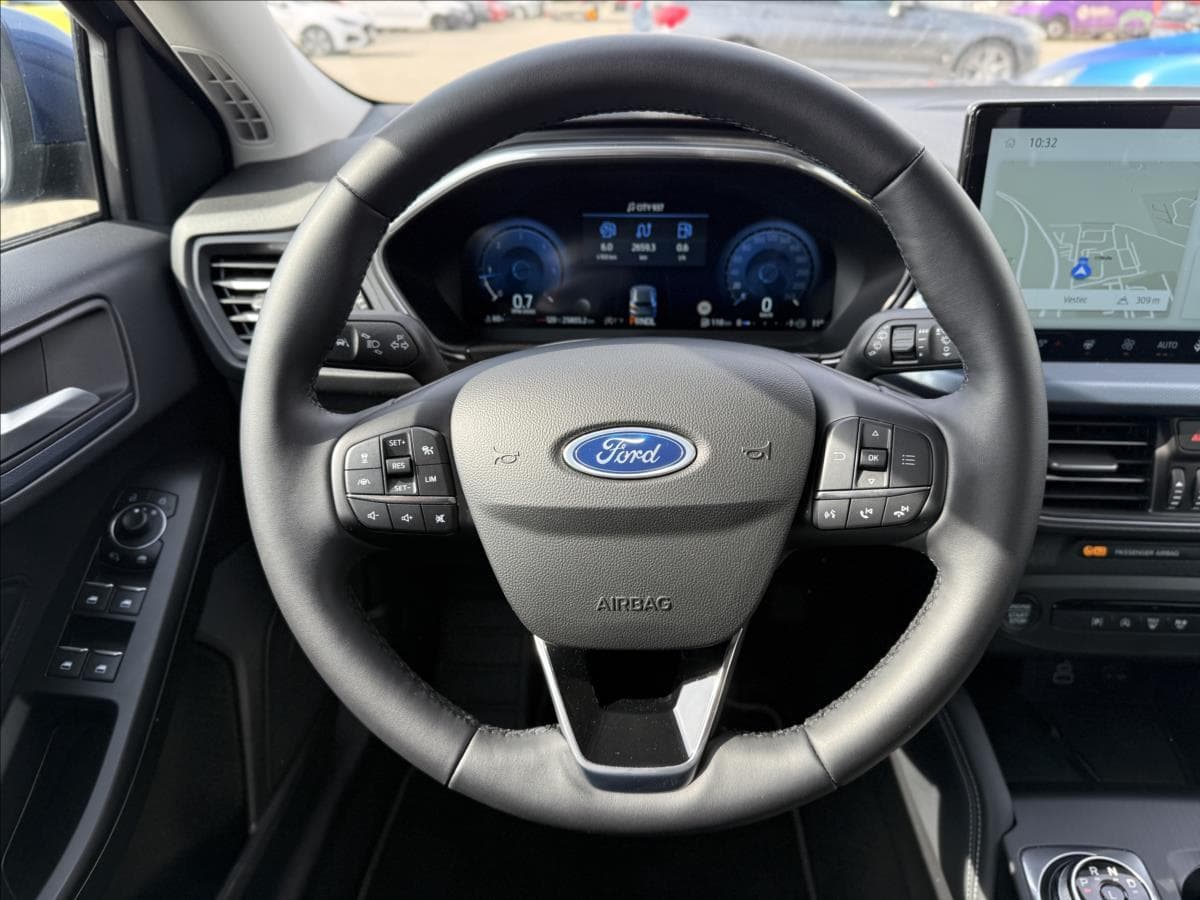 2025 Ford FOCUS - 17