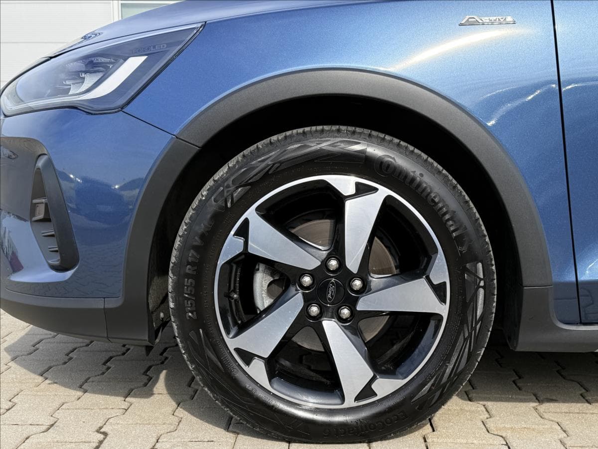 2025 Ford FOCUS - 9