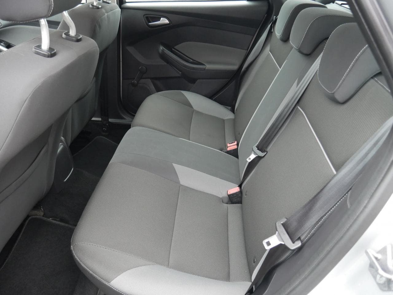 2012 Ford Focus - 19