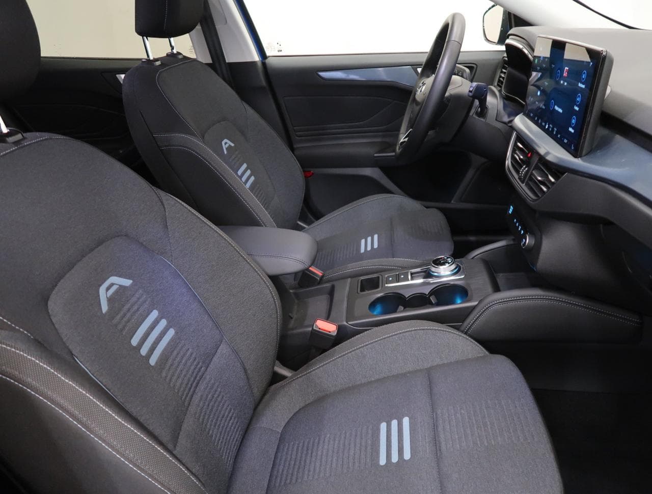 2024 Ford FOCUS - 12