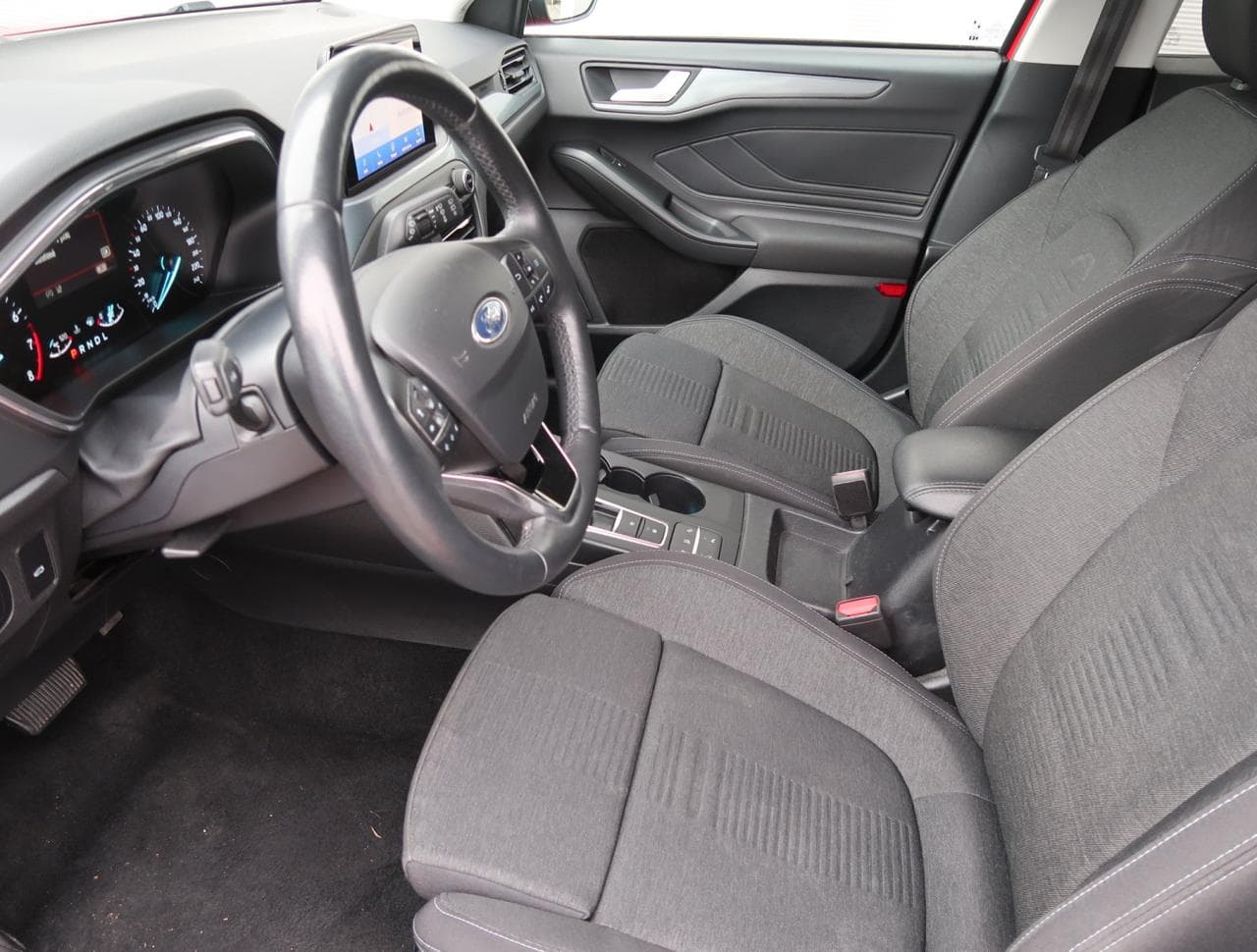 2020 Ford FOCUS - 16
