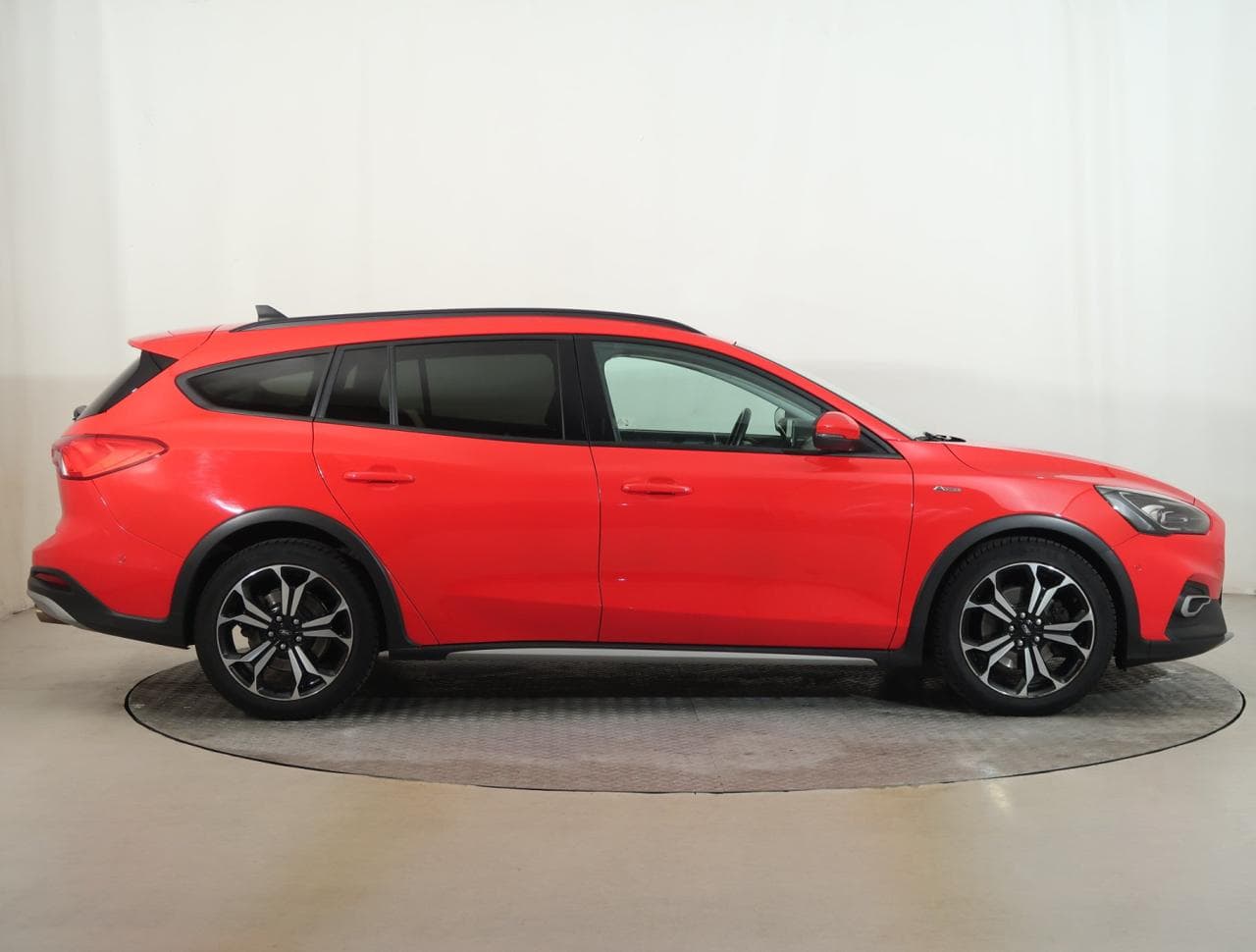 2020 Ford FOCUS - 8
