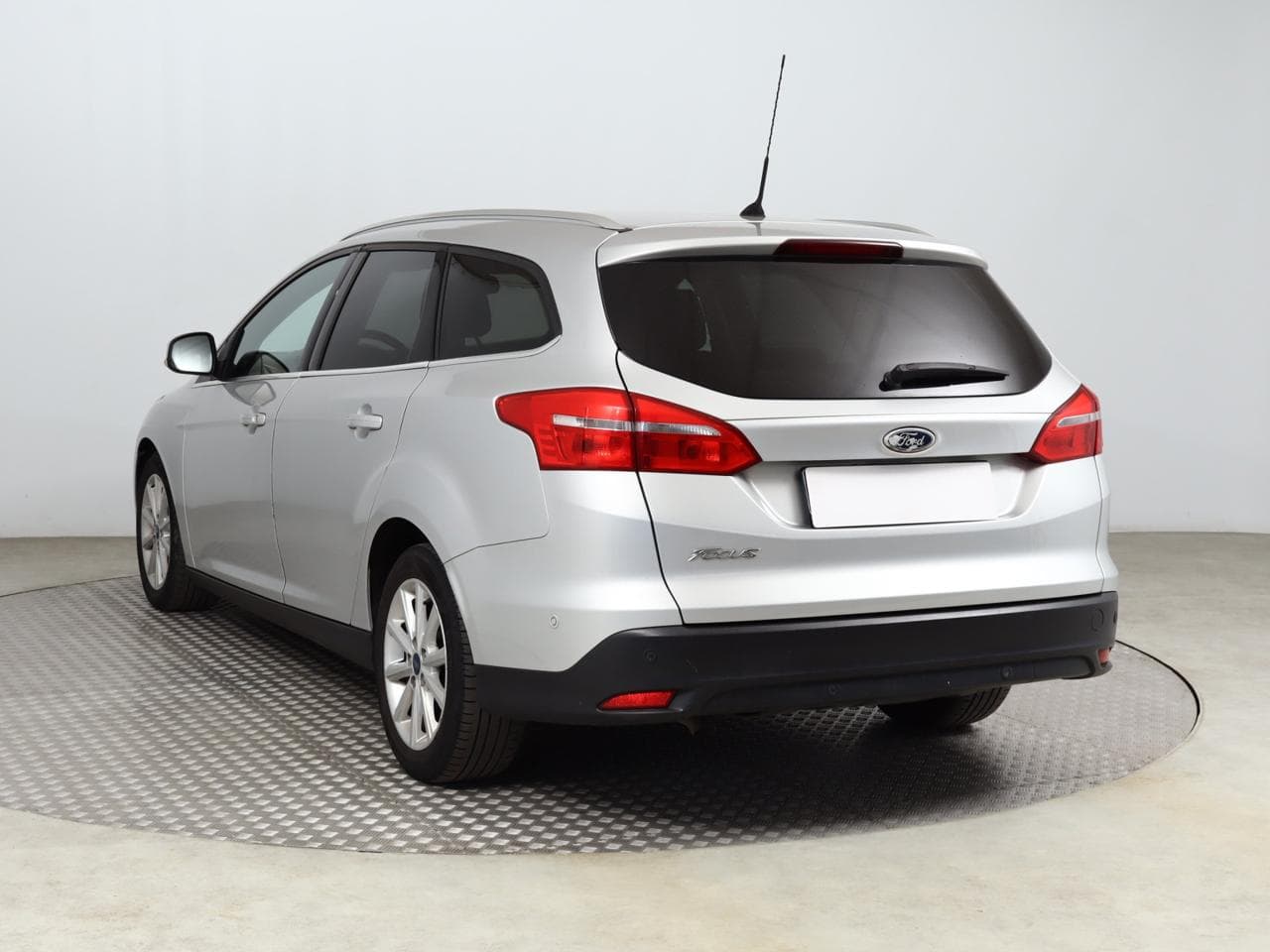 2016 Ford FOCUS - 8