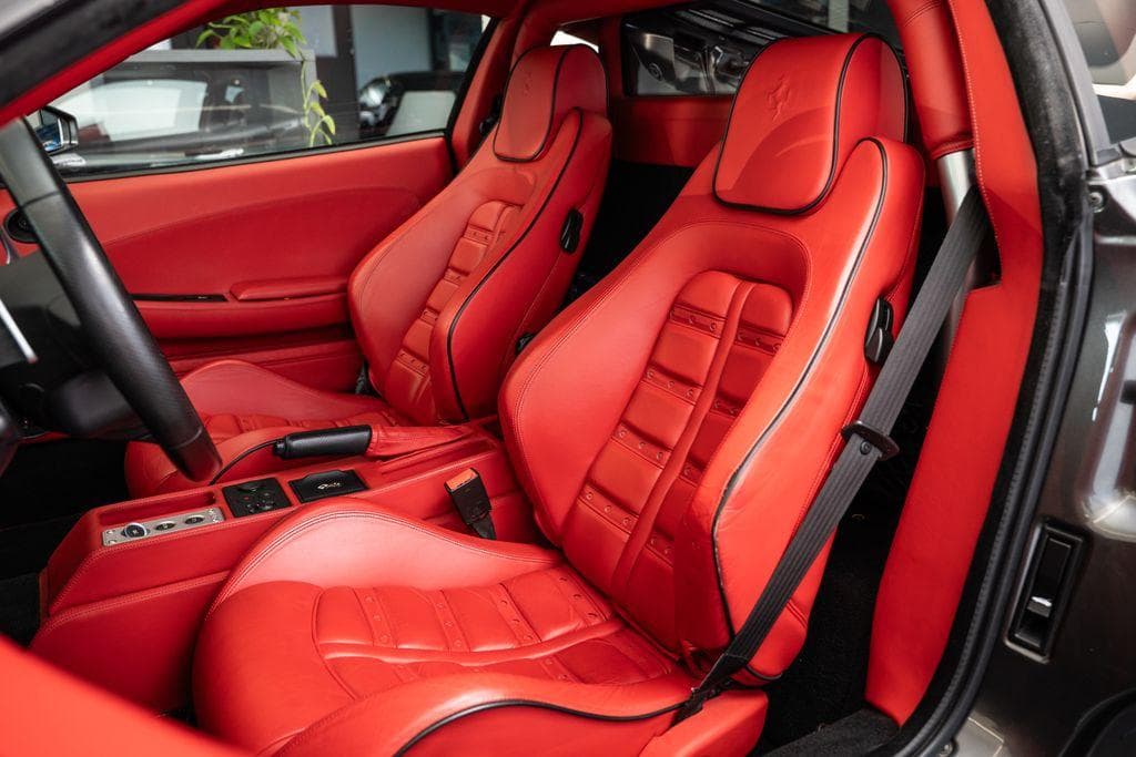 Ferrari F430 - 8