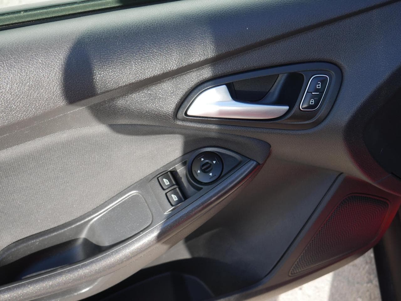 2015 Ford FOCUS - 24