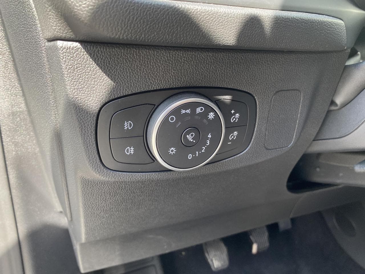 2021 Ford FOCUS - 26