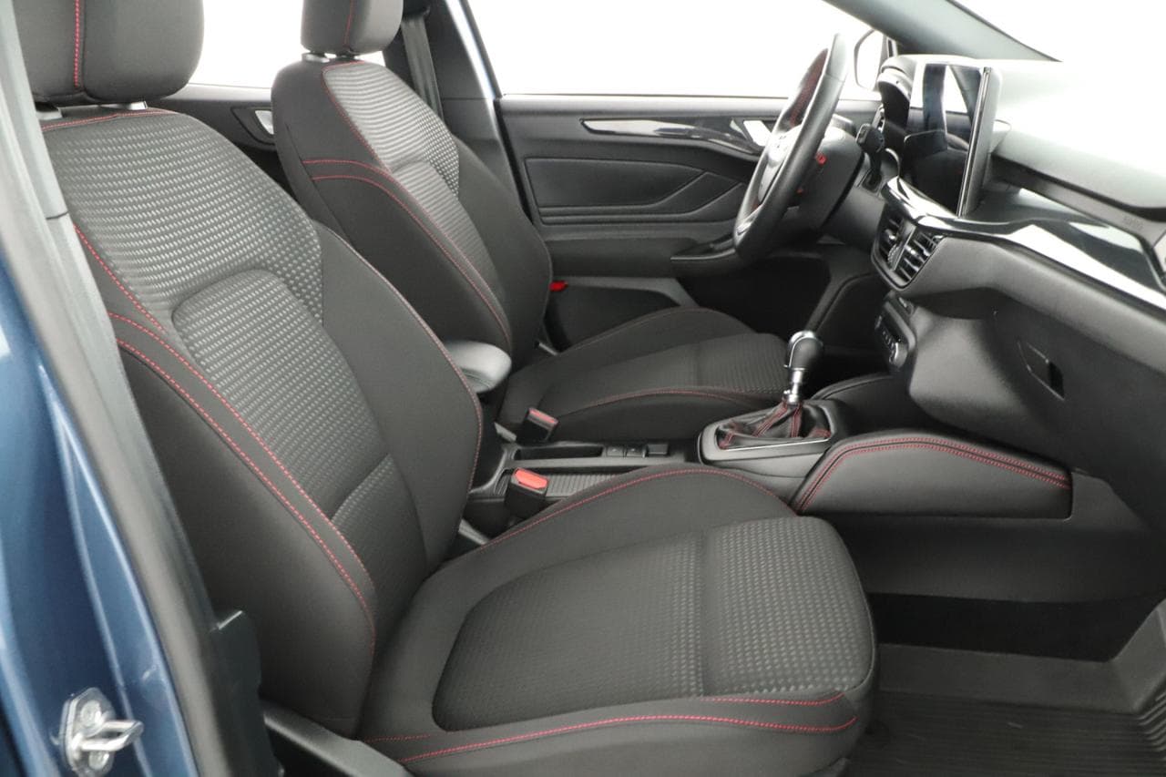 2022 Ford FOCUS - 10