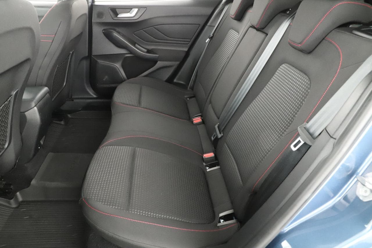 2022 Ford FOCUS - 13