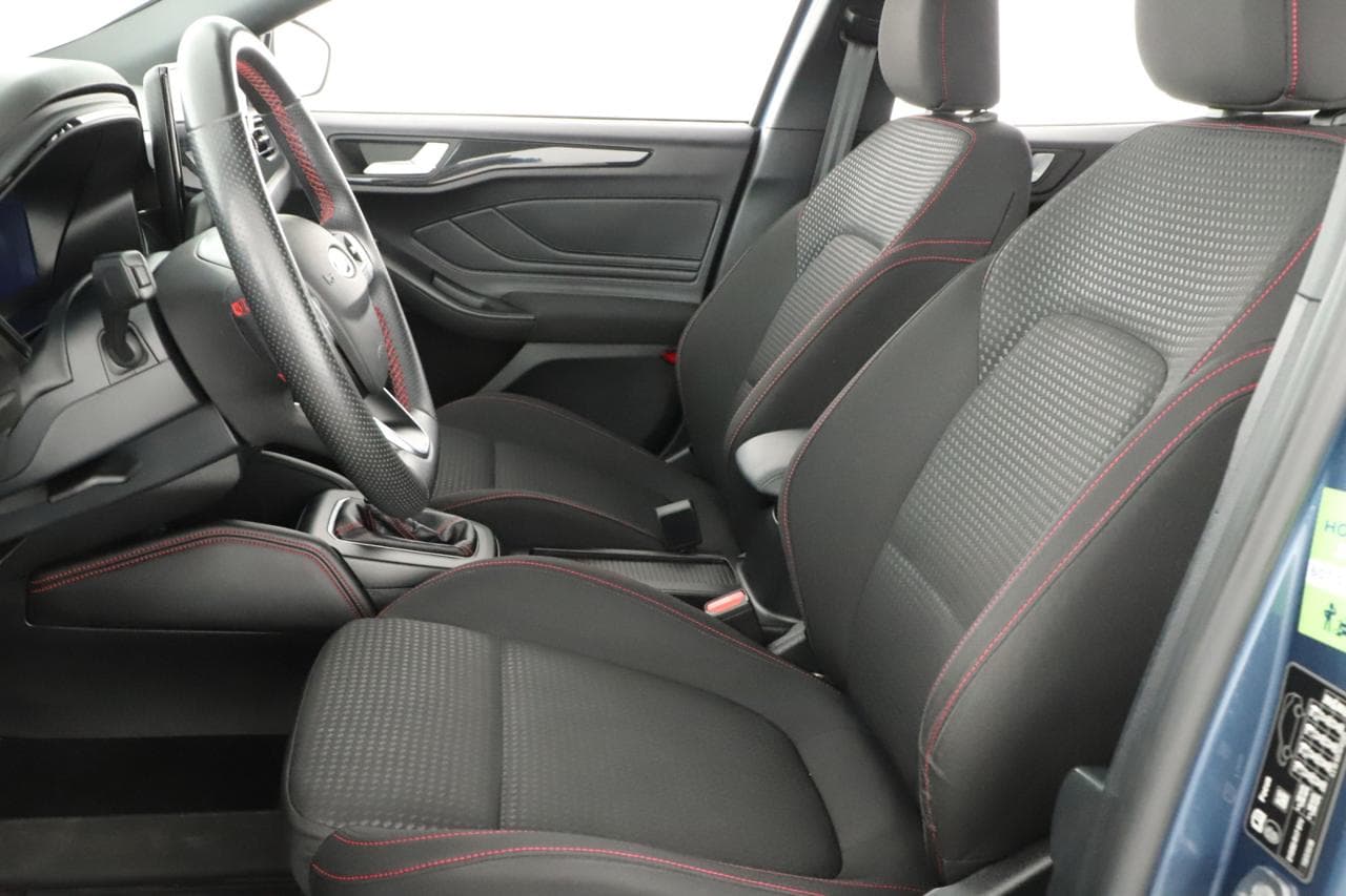 2022 Ford FOCUS - 15