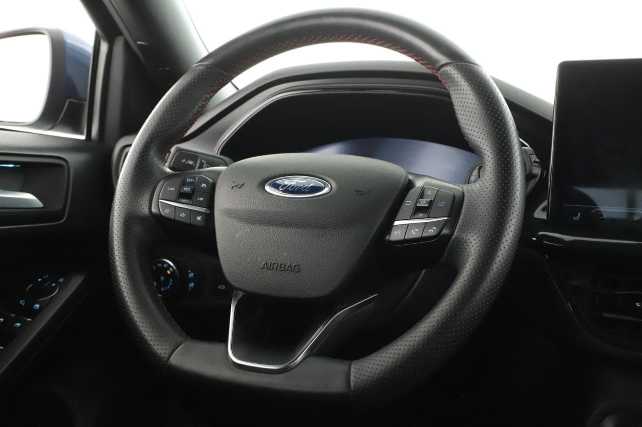 2022 Ford FOCUS - 17
