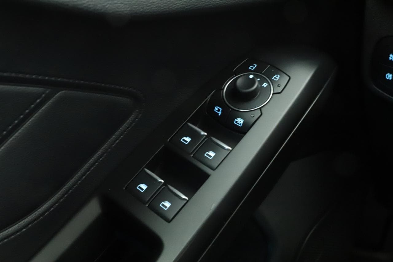 2023 Ford FOCUS - 16