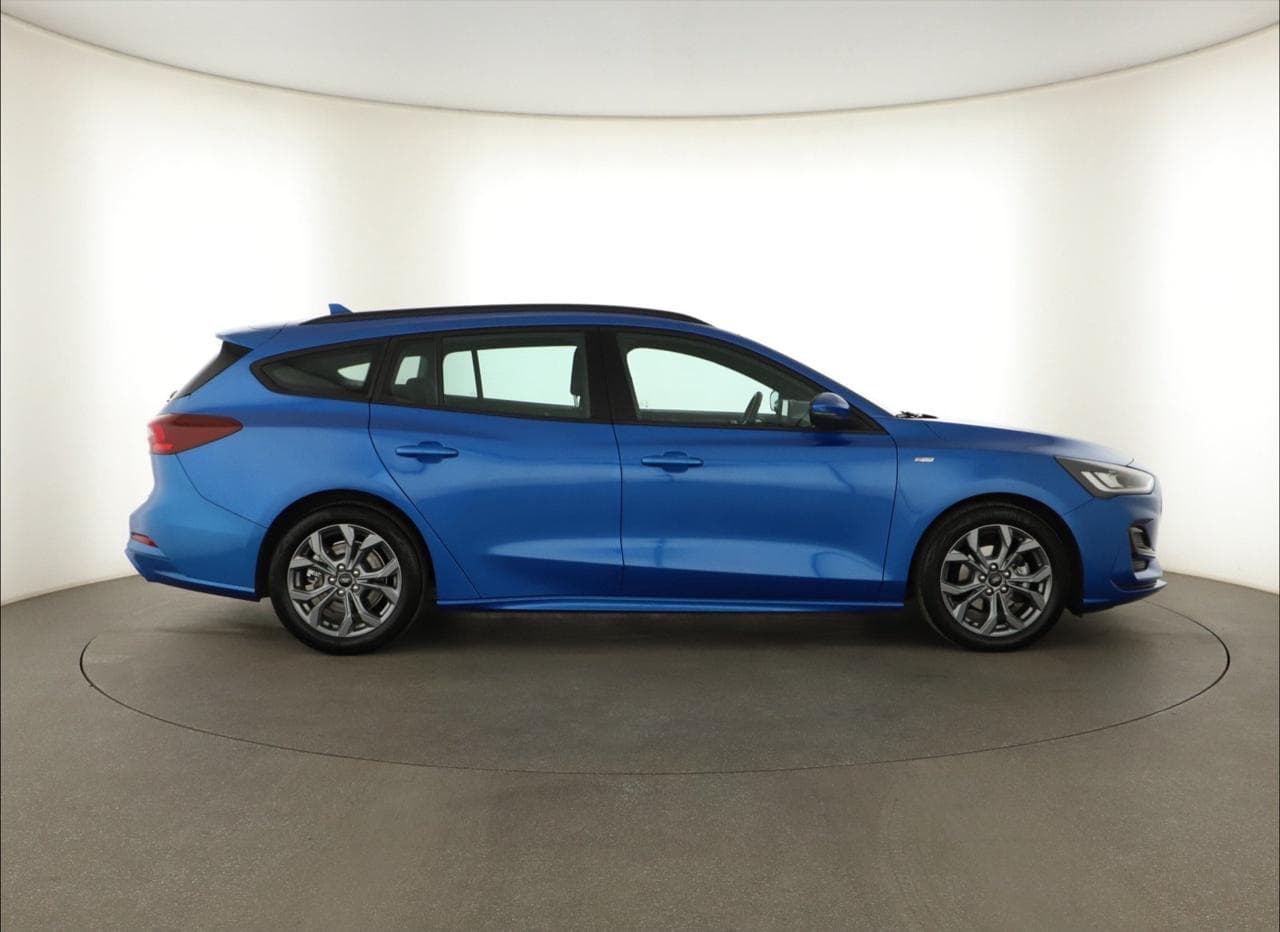 2023 Ford FOCUS - 8