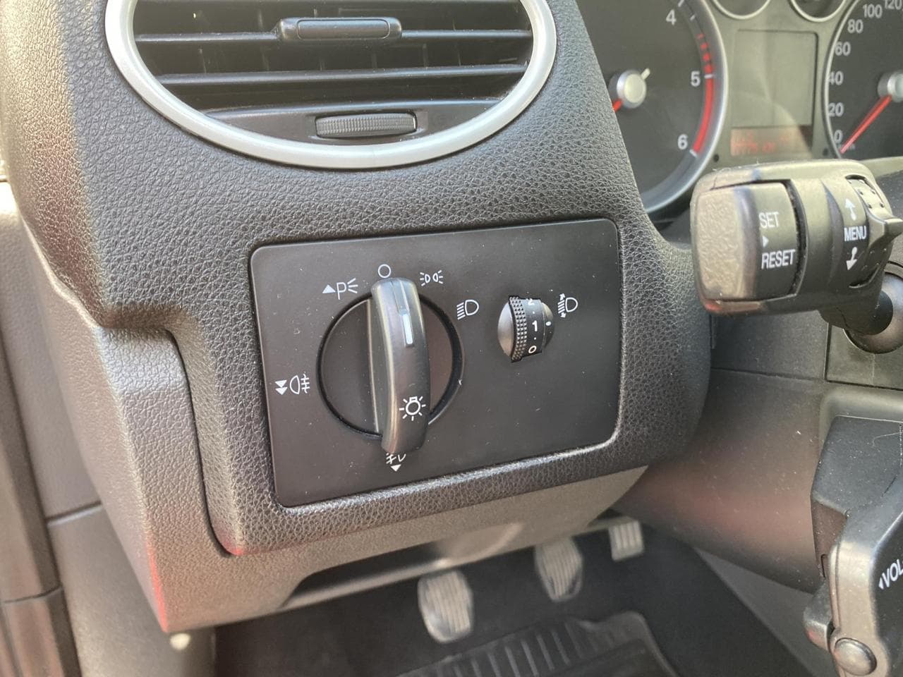 2007 Ford FOCUS - 14