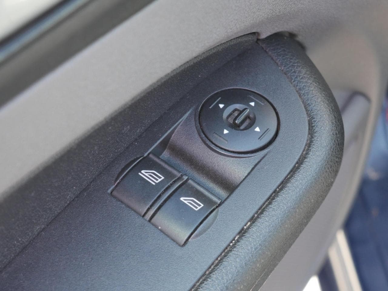 2008 Ford FOCUS - 15