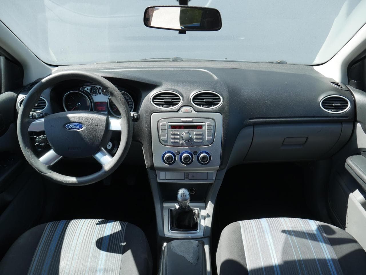 2008 Ford FOCUS - 8