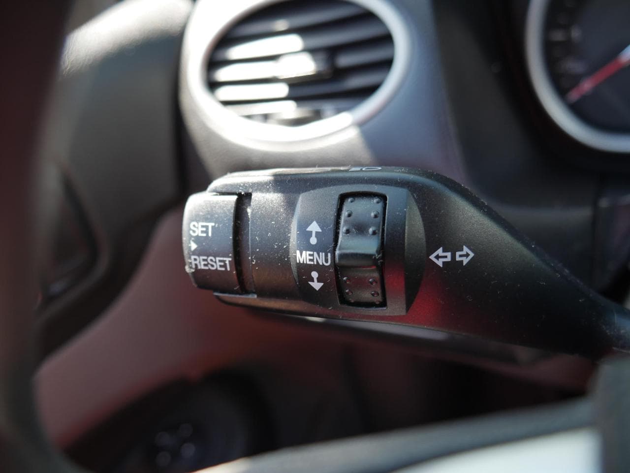 2008 Ford FOCUS - 12