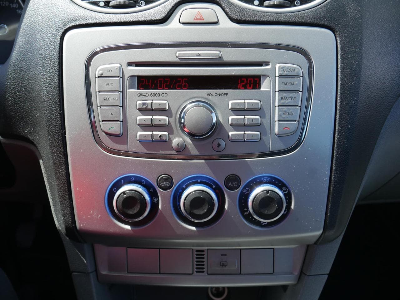 2008 Ford FOCUS - 14
