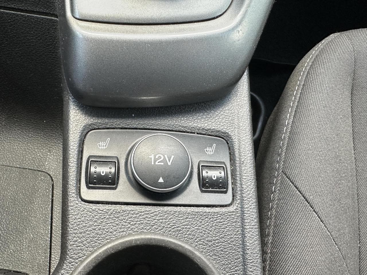 2014 Ford FOCUS - 22