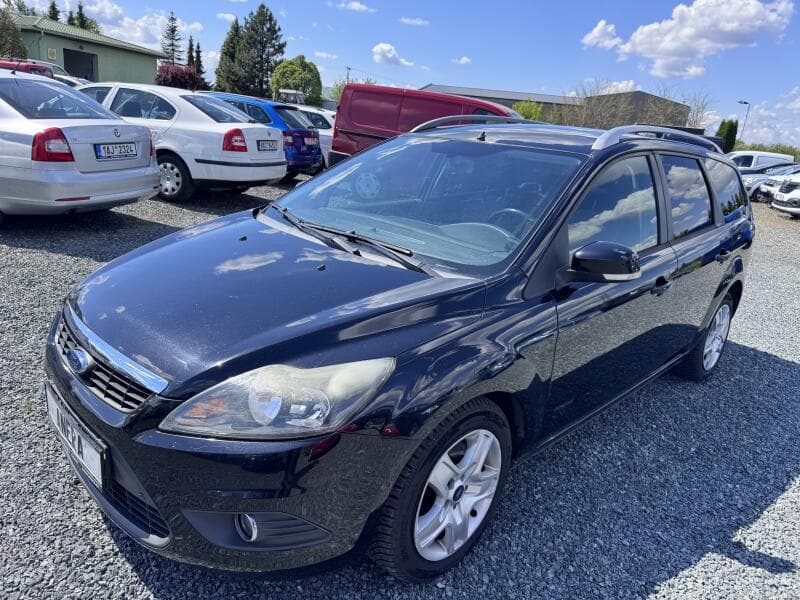 2010 Ford FOCUS - 3