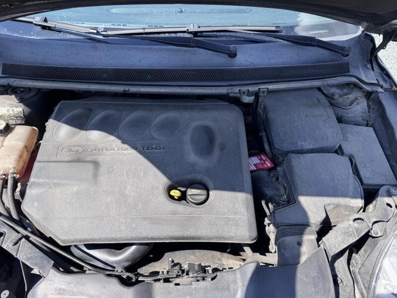 2010 Ford FOCUS - 7