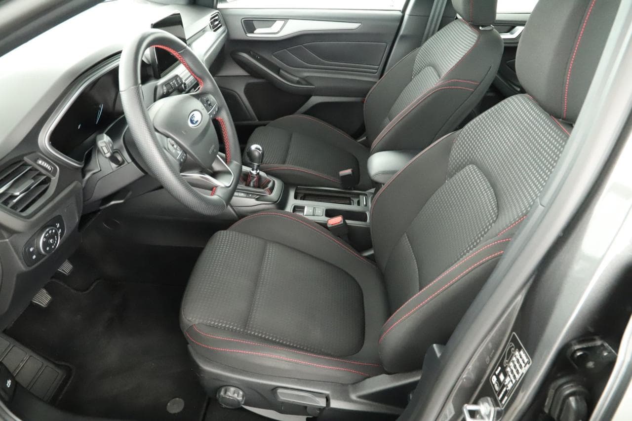 2023 Ford FOCUS - 13