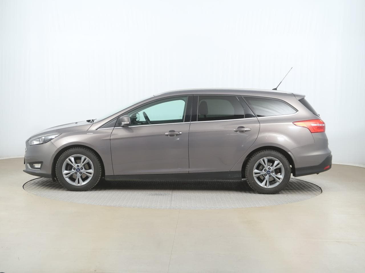 2015 Ford FOCUS - 4