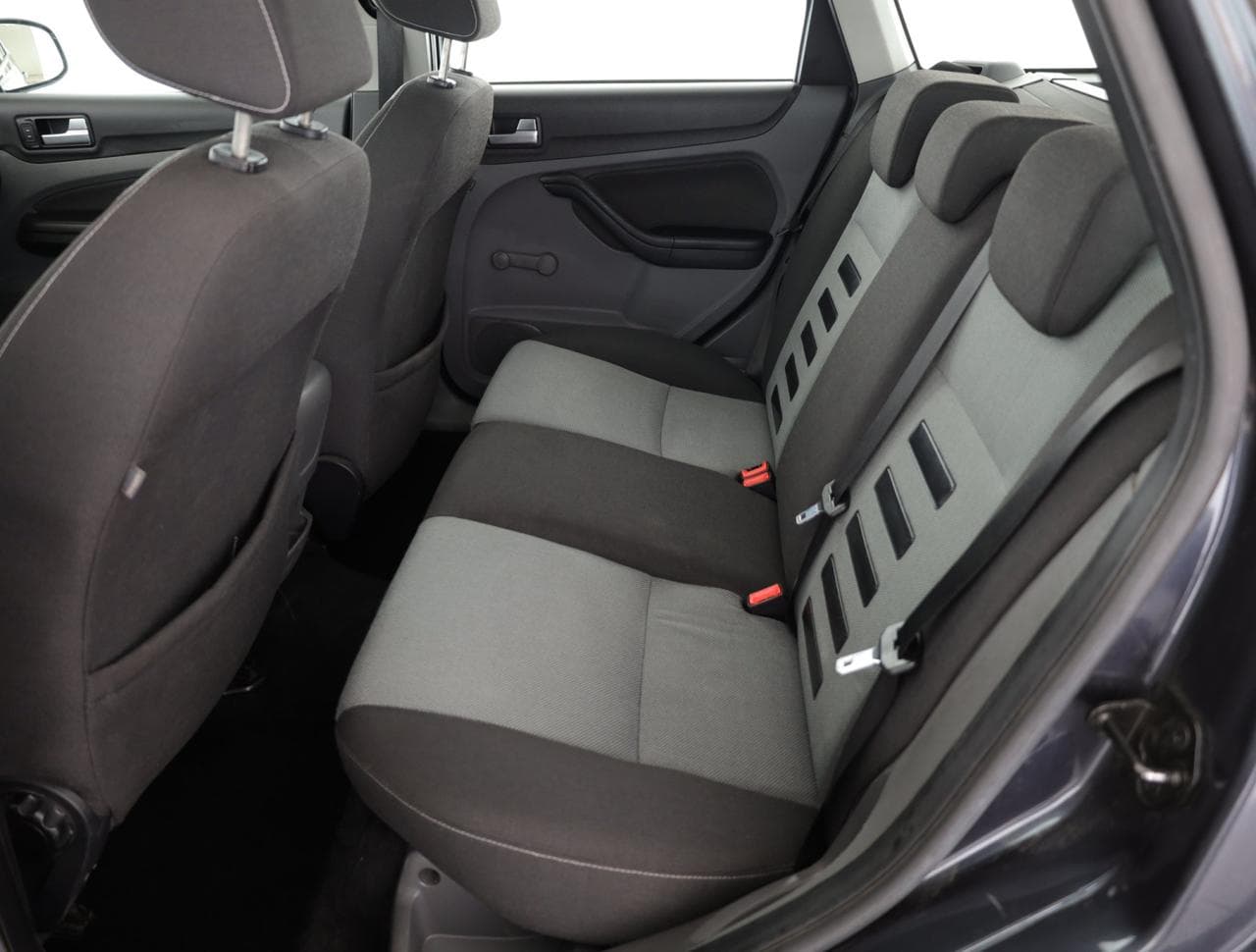 2008 Ford FOCUS - 12