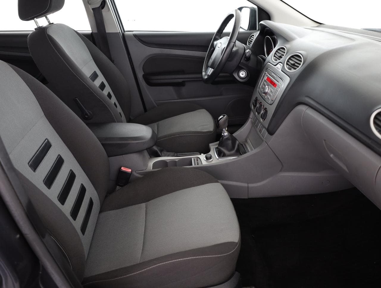 2008 Ford FOCUS - 10