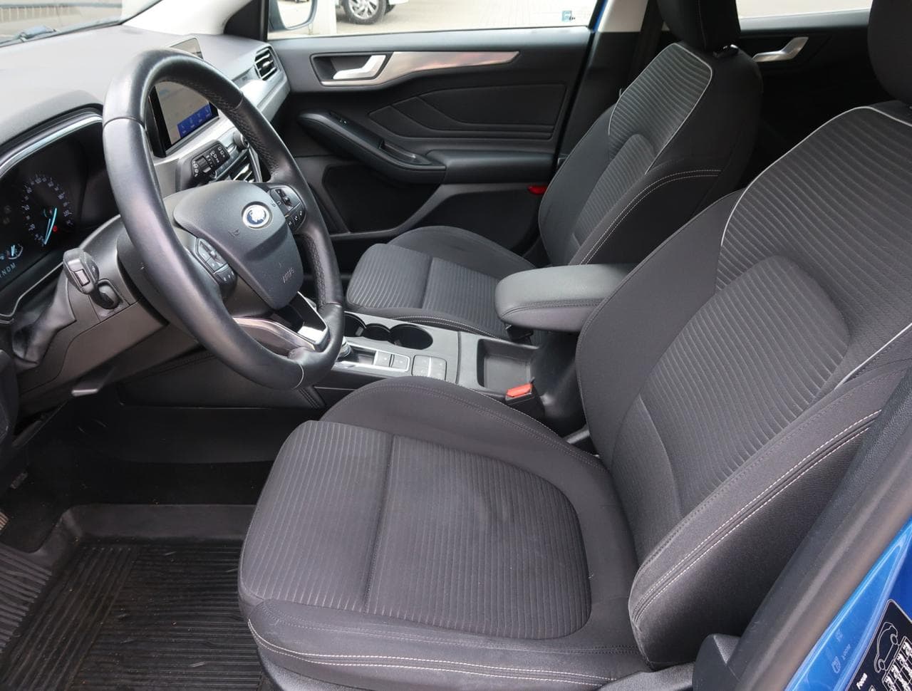 2019 Ford FOCUS - 16