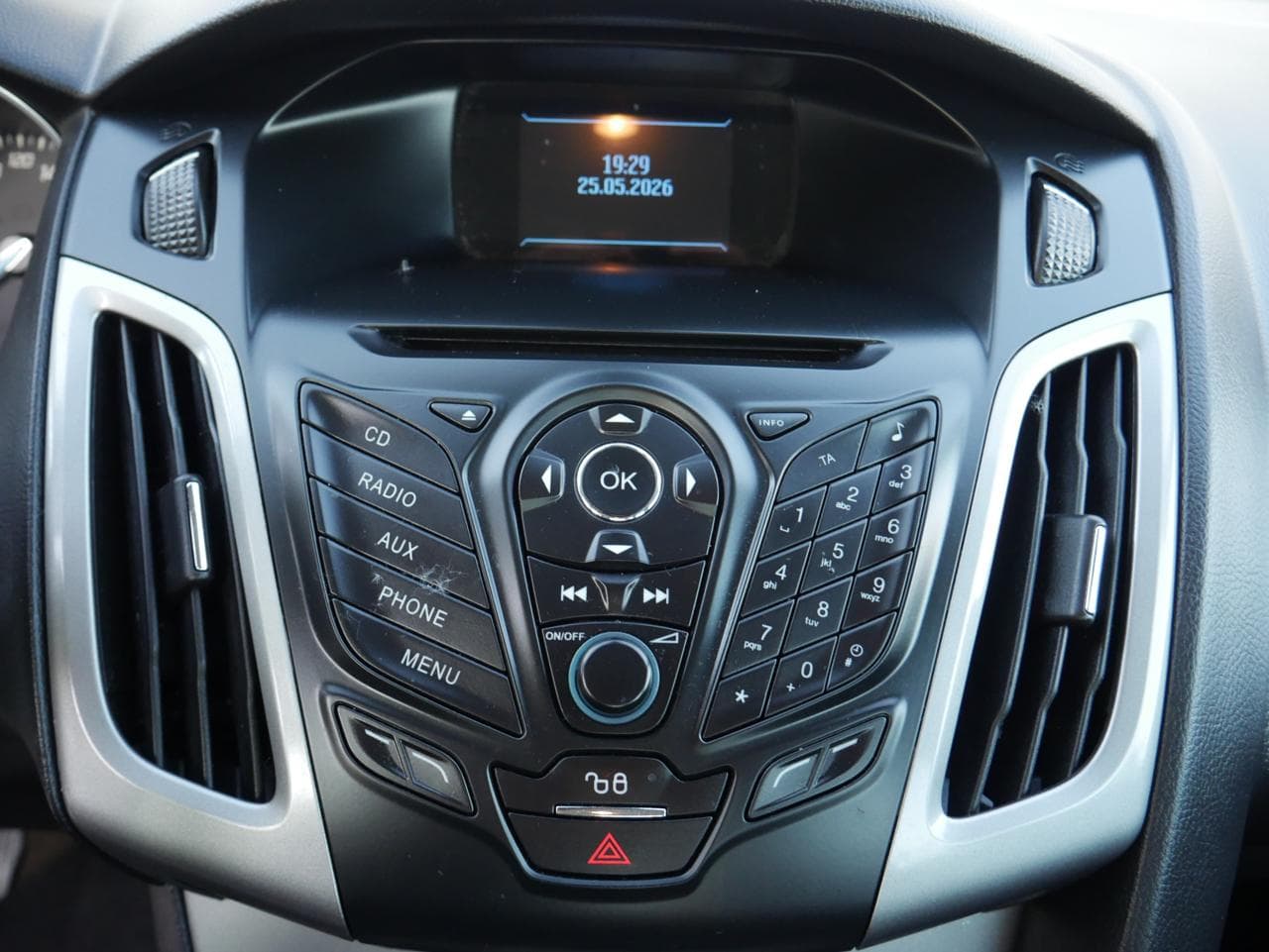 2013 Ford FOCUS - 12